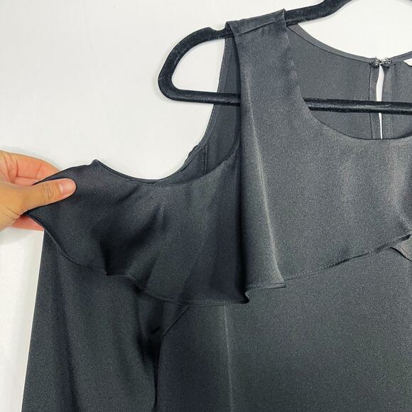BCBGeneration Black Cold Shoulder Ruffle Long Sleeve Blouse Top Small Keyhole - Picture 6 of 10